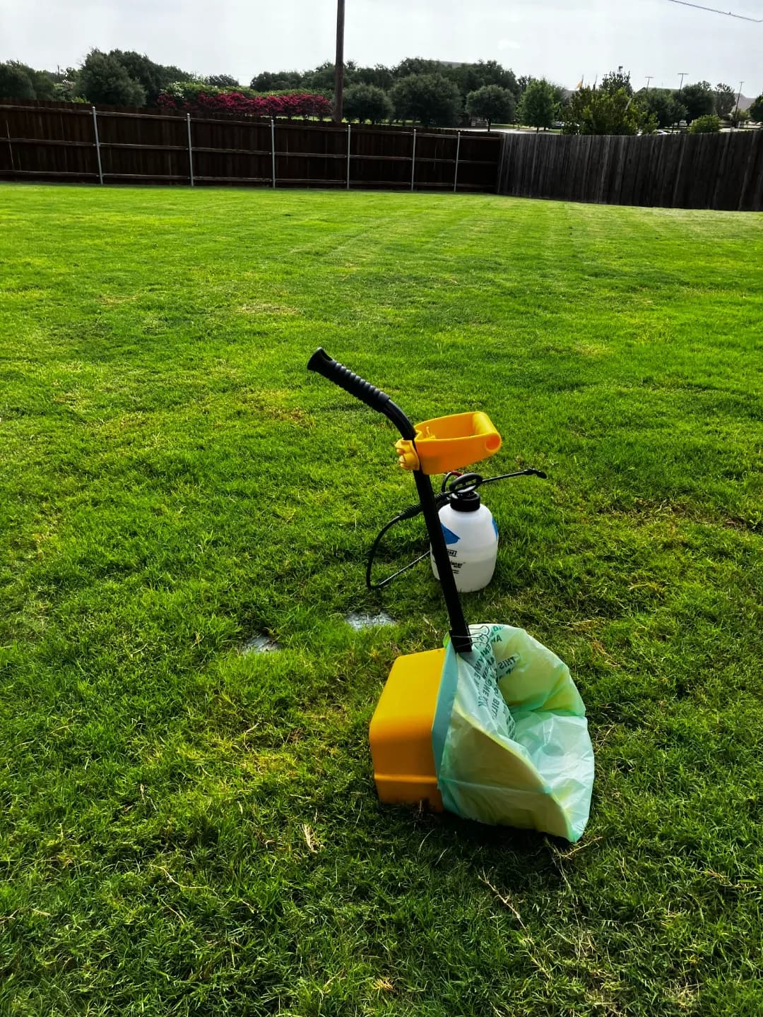 Platinum Scoops yard service in Waco